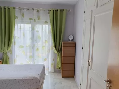 Top Floor Apartment in El Paraiso