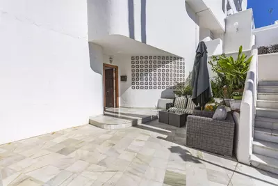 Ground Floor Apartment in Nueva Andalucía