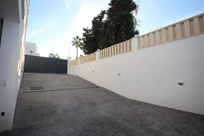 Detached Villa in Elviria