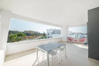 Top Floor Apartment in Estepona