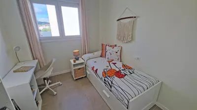 Middle Floor Apartment in Estepona