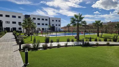 Middle Floor Apartment in Estepona