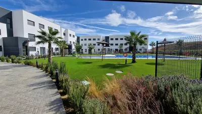 Middle Floor Apartment in Estepona