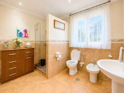 Finca - Cortijo in Estepona