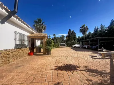 Finca - Cortijo in Estepona