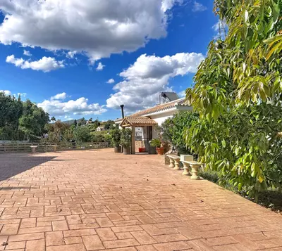 Finca - Cortijo in Estepona