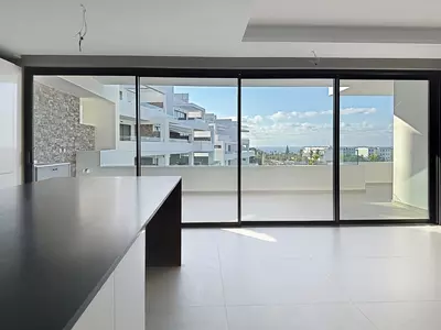 Middle Floor Apartment in Estepona