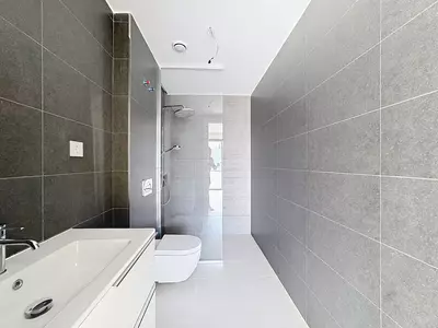 Middle Floor Apartment in Estepona
