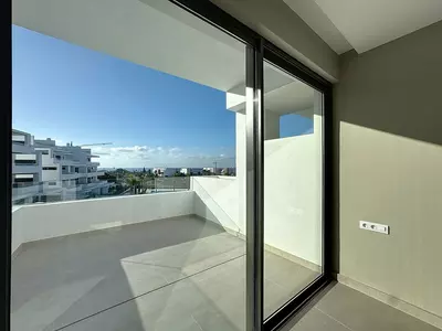 Middle Floor Apartment in Estepona