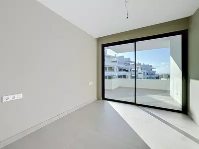 Middle Floor Apartment in Estepona