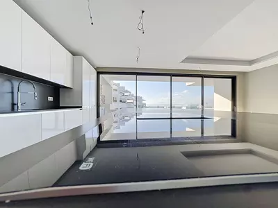 Middle Floor Apartment in Estepona