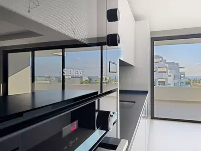 Middle Floor Apartment in Estepona