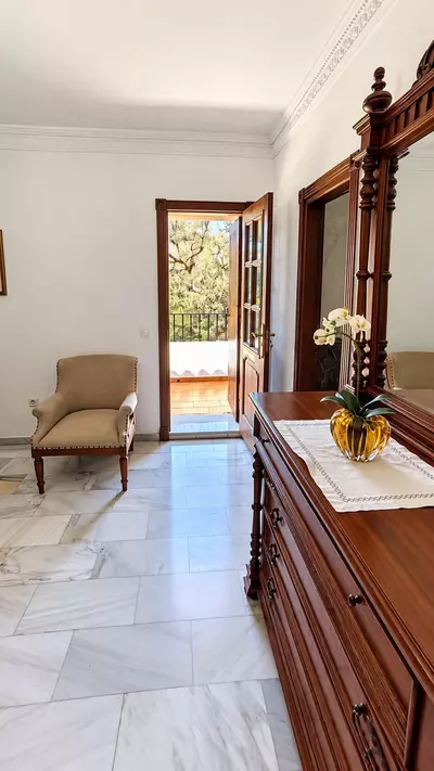 Semi-Detached House in Nueva Andalucía