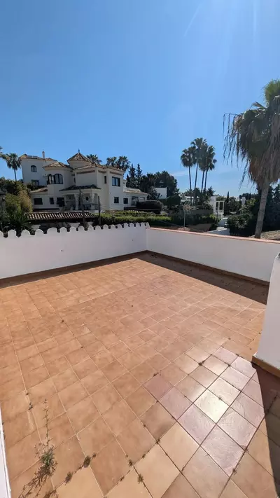 Semi-Detached House in Nueva Andalucía