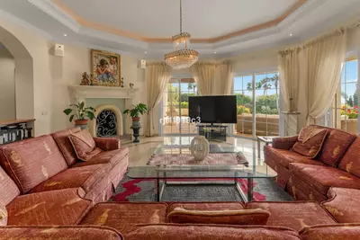 Detached Villa in Elviria