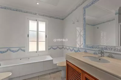 Detached Villa in Elviria