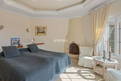Detached Villa in Elviria