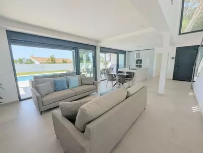 Detached Villa in Cabopino