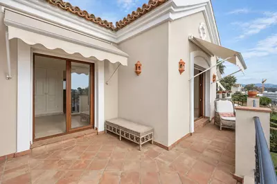 Townhouse in El Paraiso