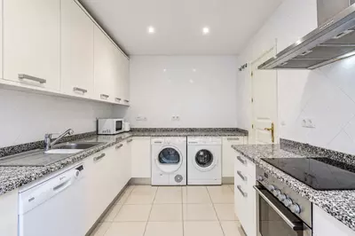 Townhouse in El Paraiso