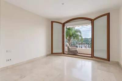 Townhouse in El Paraiso