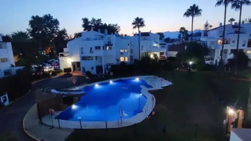 Middle Floor Apartment in Elviria