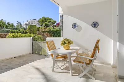 Middle Floor Apartment in Elviria