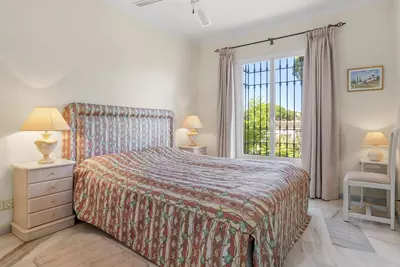Middle Floor Apartment in Elviria