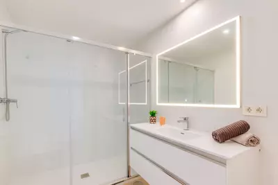 Top Floor Apartment in Nueva Andalucía