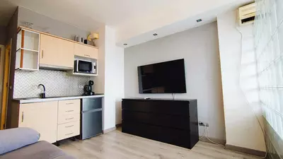 Middle Floor Studio in Nueva Andalucía