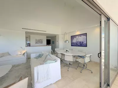 Penthouse in Casares Playa