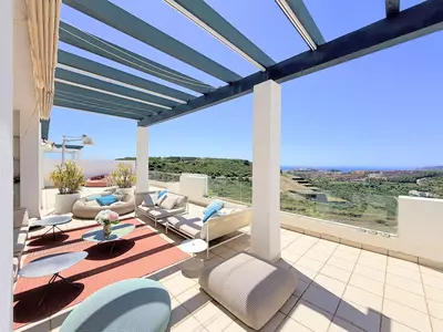 Penthouse in Casares Playa