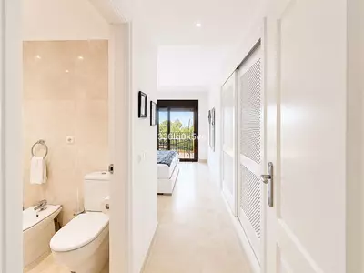 Middle Floor Apartment in Benahavís