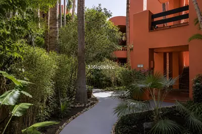 Middle Floor Apartment in Benahavís