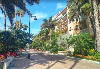 Middle Floor Apartment in Estepona
