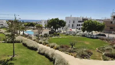 Middle Floor Apartment in Estepona