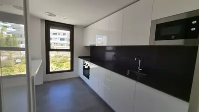 Middle Floor Apartment in Estepona