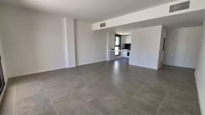 Middle Floor Apartment in Estepona