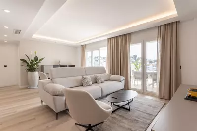 Middle Floor Apartment in Nueva Andalucía