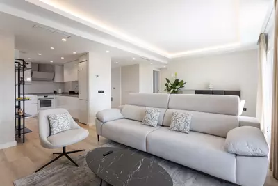 Middle Floor Apartment in Nueva Andalucía