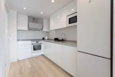 Middle Floor Apartment in Nueva Andalucía