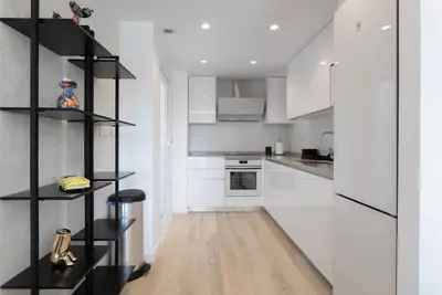 Middle Floor Apartment in Nueva Andalucía