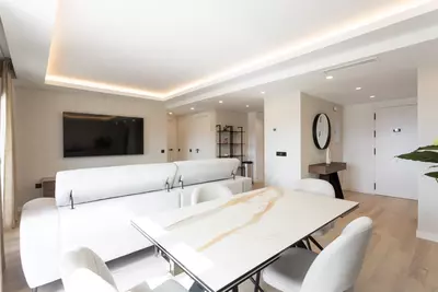 Middle Floor Apartment in Nueva Andalucía