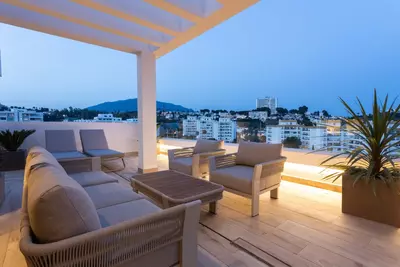 Middle Floor Apartment in Nueva Andalucía