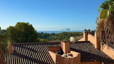Middle Floor Apartment in Benahavís