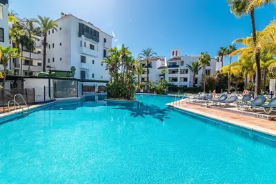 Top Floor Apartment in Elviria