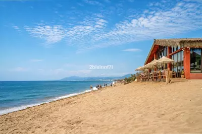 Top Floor Apartment in Elviria