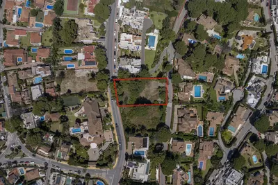 Residential Plot in Nueva Andalucía