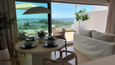 Middle Floor Apartment in Estepona