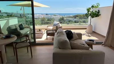 Middle Floor Apartment in Estepona